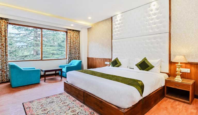 Snow-Crest-Manor-Maple5