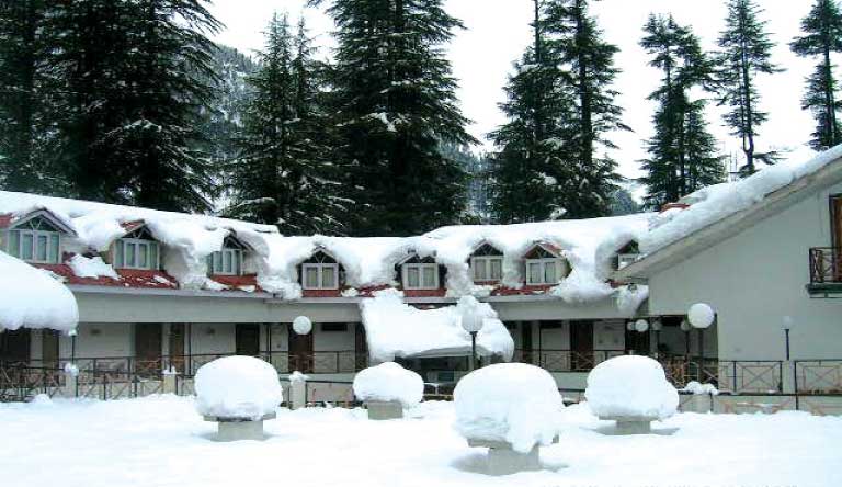 Snow-Valley-Resort-Exterior-Snowwinter Snow-Valley-Resort-Exterior-Snowwinter