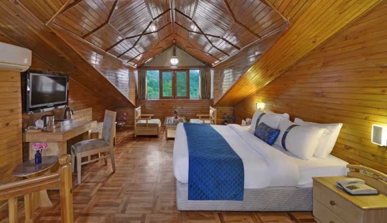 The-Manali-Inn-Duplex-Suite1