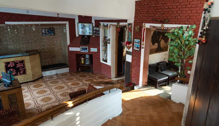 Mukteshwar-Himalayan-Resort-Reception