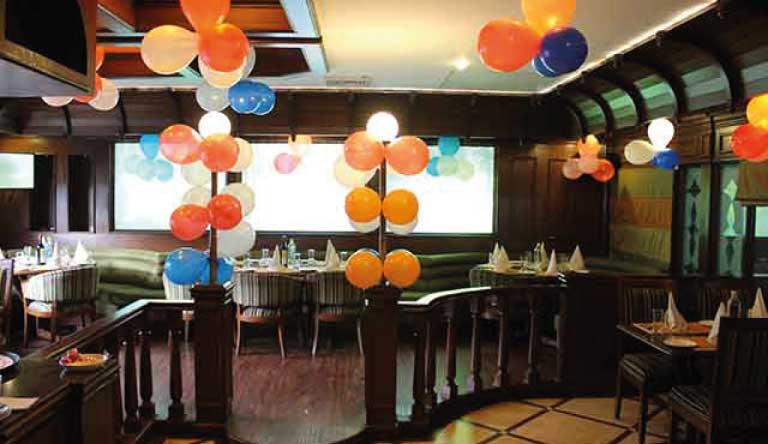 Imperial-Square-Restaurant2