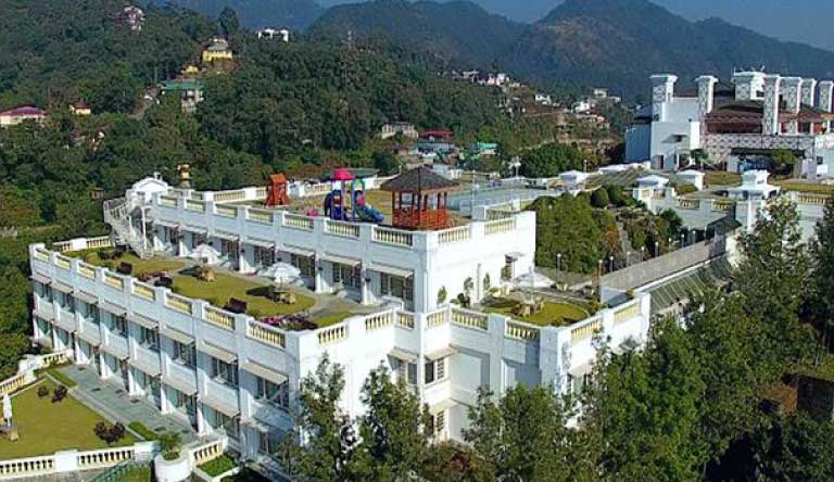 Jaypee-Residency-Manor-Exterior2