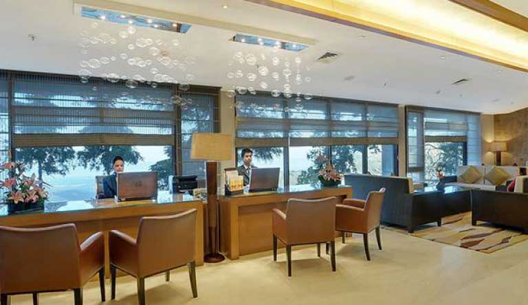 Jaypee-Residency-Manor-Lobby