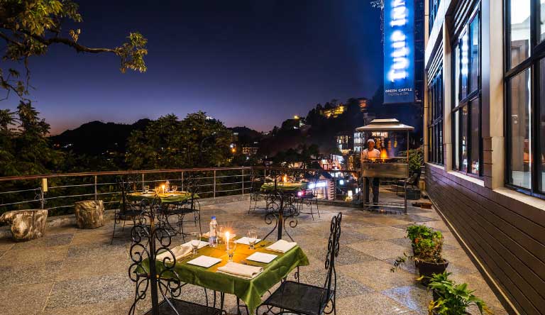 Tulip-Inn-Green-Castle-Exterior