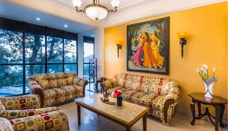 Tulip-Inn-Green-Castle-Lobby