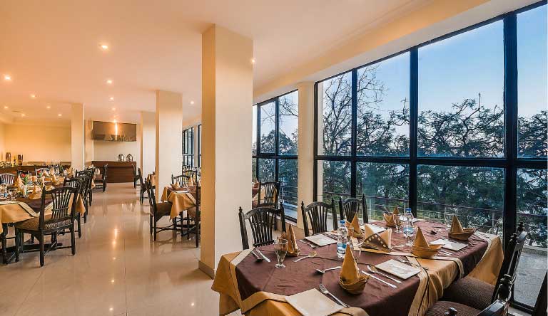 Tulip-Inn-Green-Castle-Restaurant