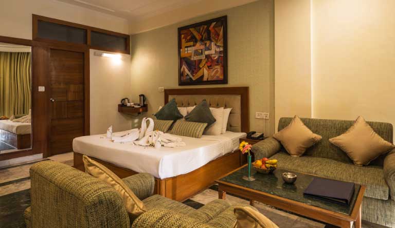 Tulip-Inn-Green-Castle-Superior-Room