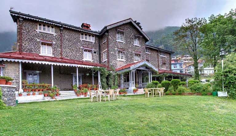 Chevron-Fairhavens-Resort-Exterior