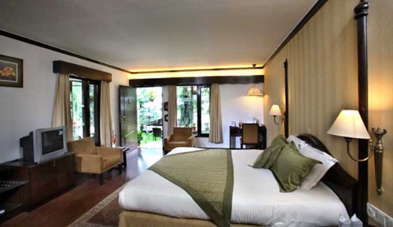 Shervani-Hill-Top-Premium-Room1