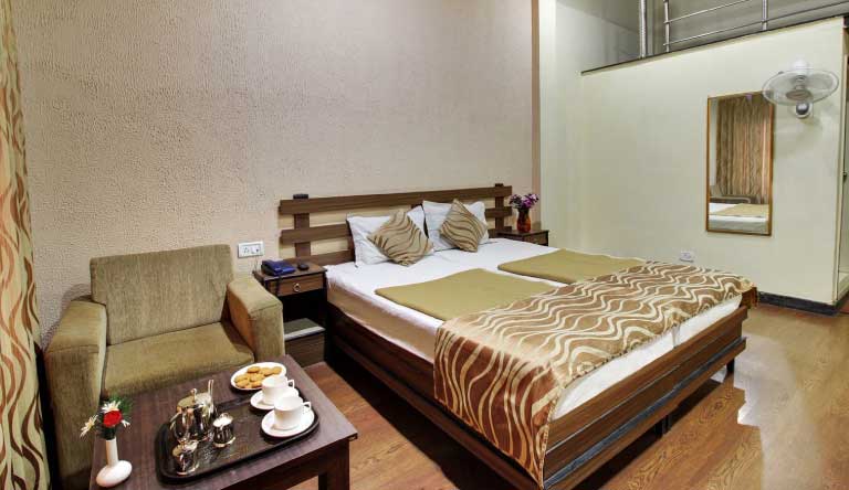 The-Corner-Deluxe-Room