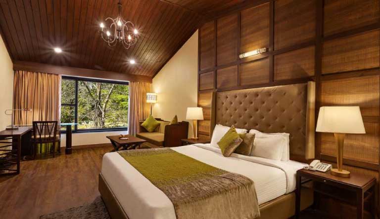 The-Earls-Court-Superior-Room