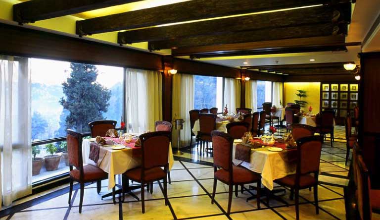 The-Manu-Maharani-Restaurant1