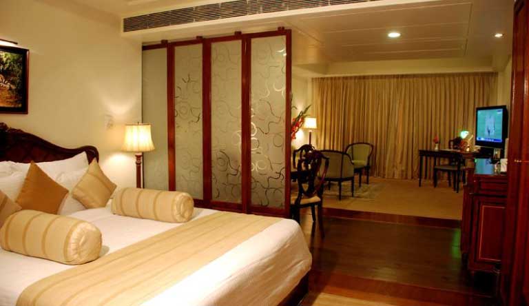 The-Manu-Maharani-Suite-Room