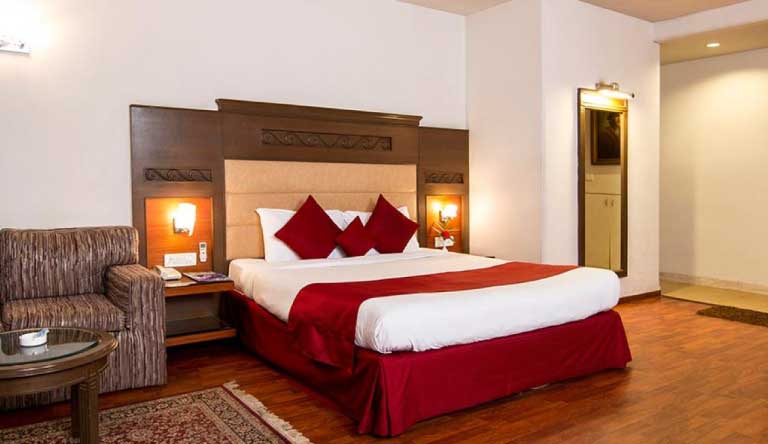 Vikram-Vintage-Inn-Premium-Room1