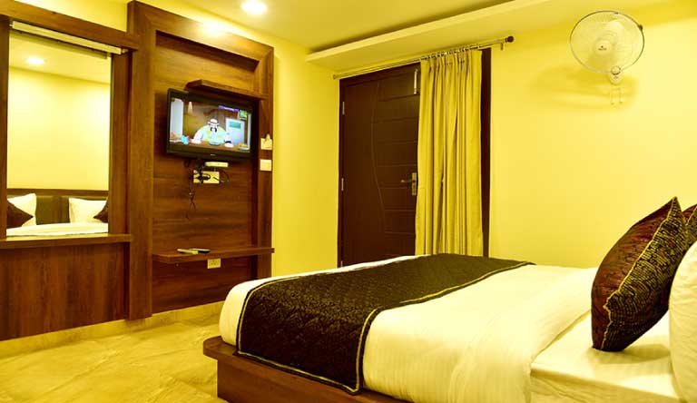 Xomotel-Super-Deluxe-Room