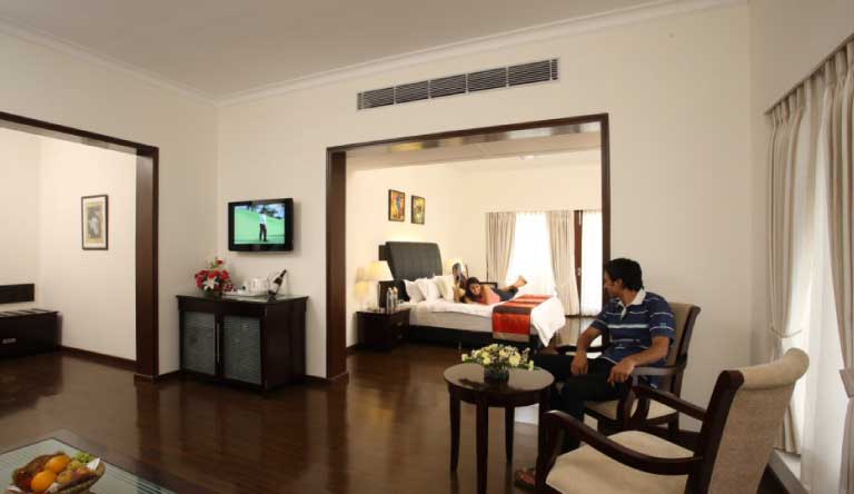 Moksha-Himalaya-Spa-Resort-Moksha-Suite-2