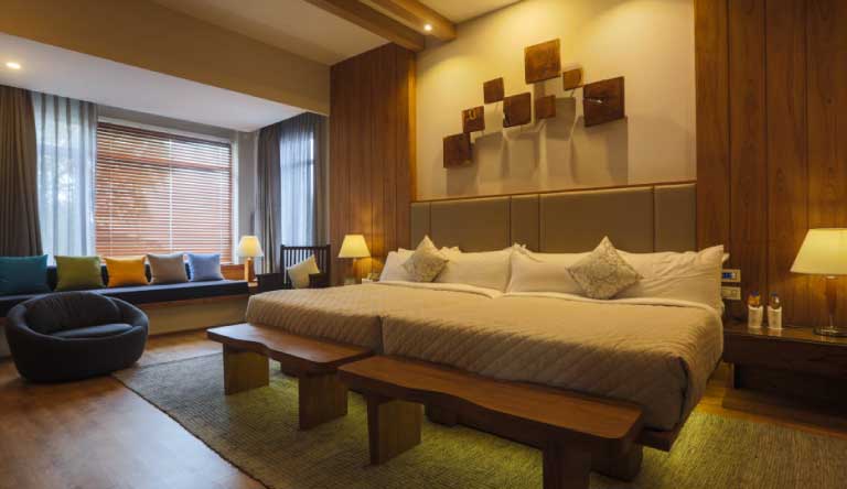 Moksha-Himalaya-Spa-Resort-Presidential-Suite-2