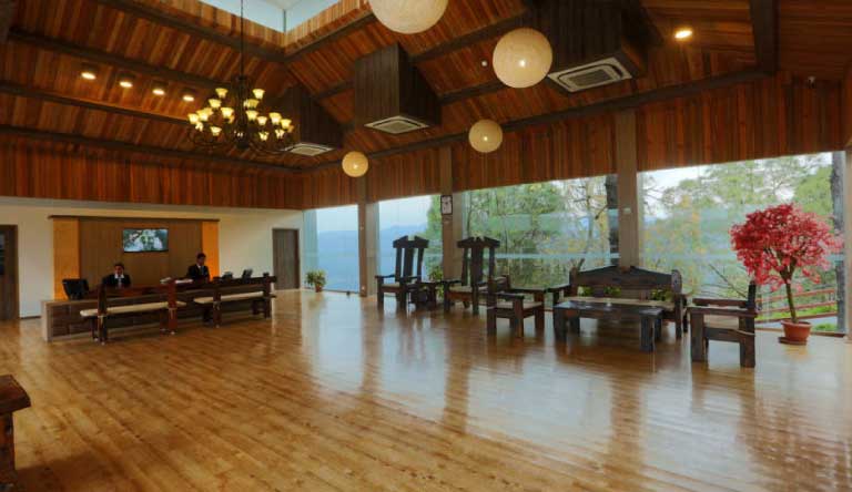 Timber-Trail-Heights-Parwanoo-Lobby1