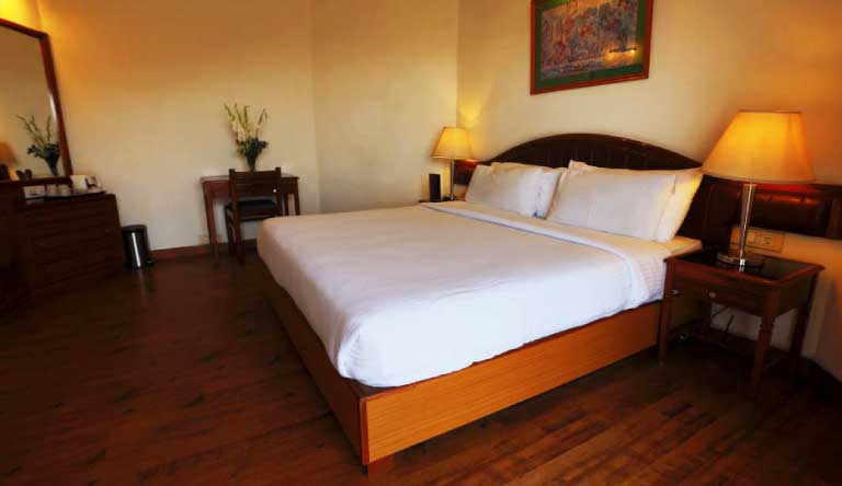 Timber-Trail-Resort-Parwanoo-Deluxe-Room
