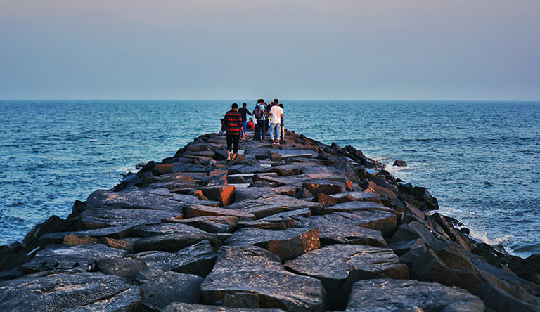 beach-pondicherry-kerala-india