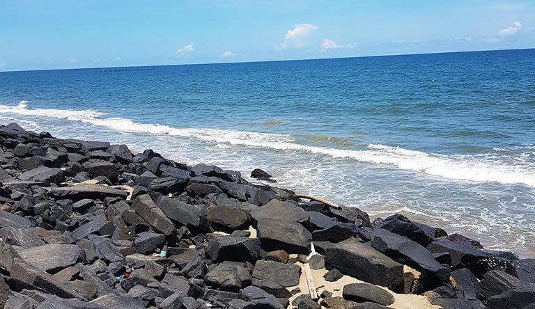 yanam-beach-pondicherry-kerala-india