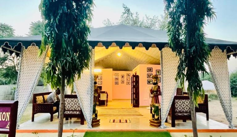 atithi-camp-&-resort-reception