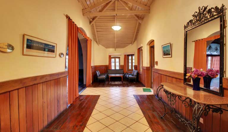 Chevron-Ranikhet-Club-Reception