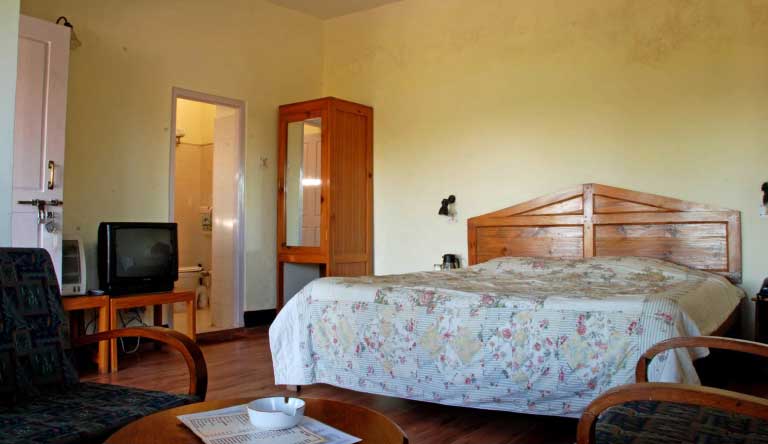 Chevron-Ranikhet-Club-Rooms1