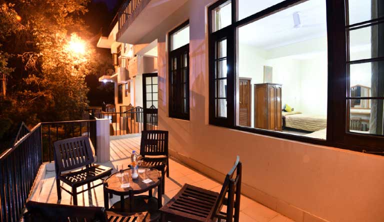 The-XANADU-Resort-Room-Balcony