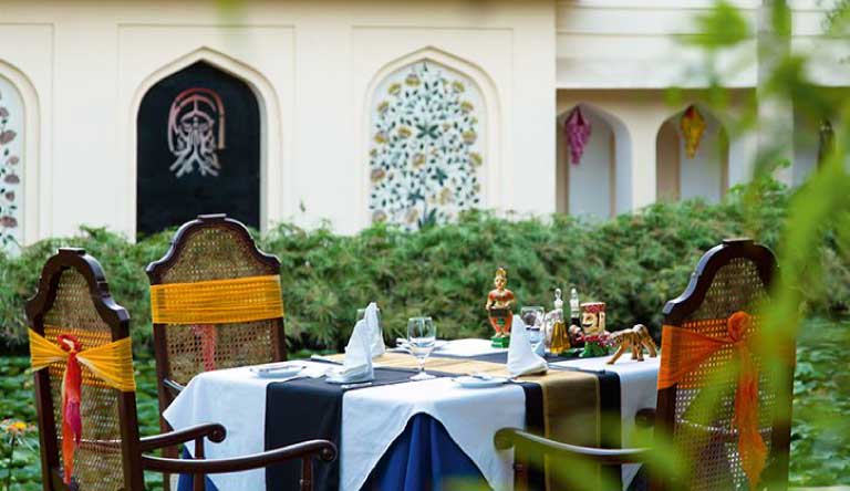 The-Oberoi-Vanyavilas-Dining