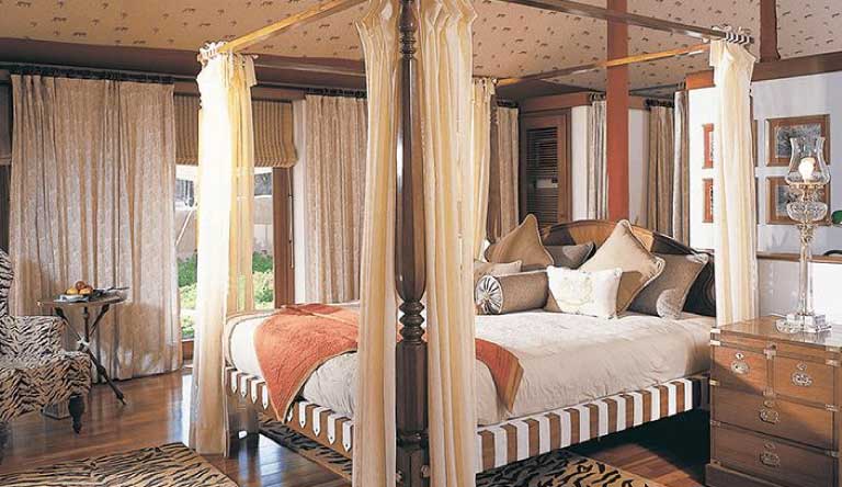 The-Oberoi-Vanyavilas-Luxury-Tent2