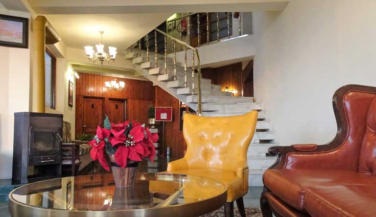 Honeymoon-Inn-Shimla-Reception