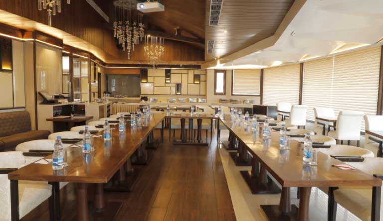 The-Cedar-Grand-Shimla-Restaurant2