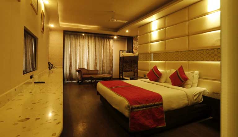 The-Cedar-Grand-Shimla-Room