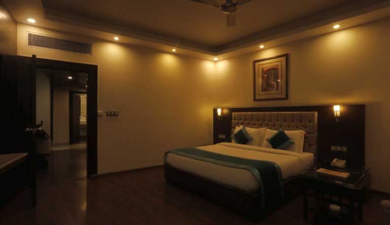 The-Cedar-Grand-Shimla-Room4