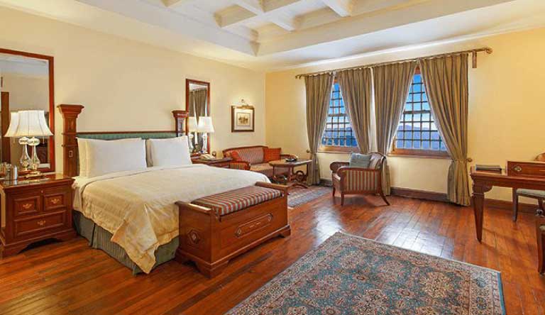 The-Oberoi-Cecil-Deluxe-Room2