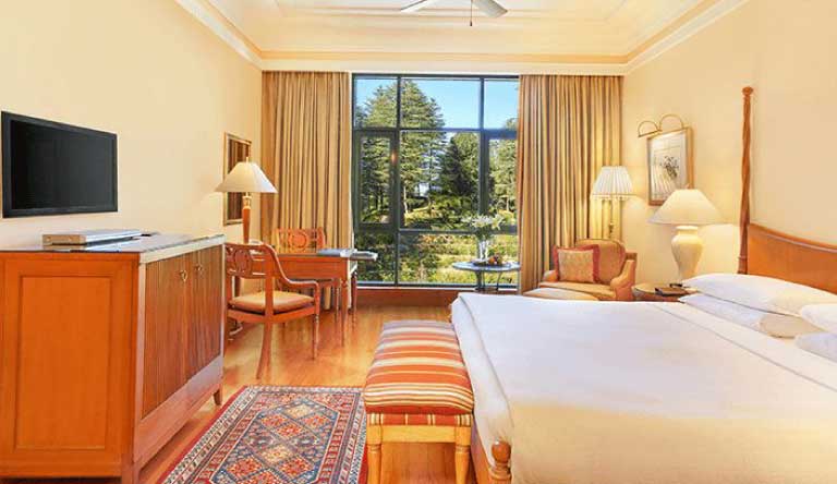 The-Oberoi-Wildflower-Deluxe-Garden-View-Room1