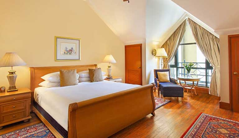 The-Oberoi-Wildflower-Deluxe-Suite