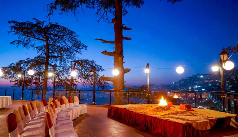 Willow-Banks-BANQUET2