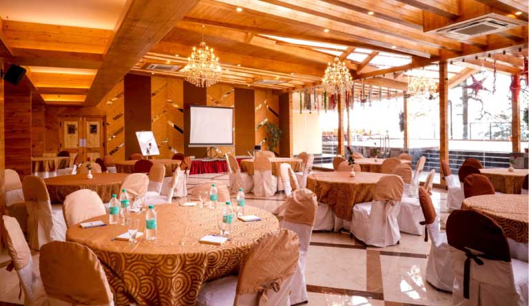 Willow-Banks-BANQUET3