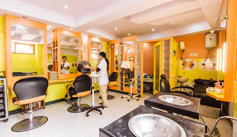 Willow-Banks-Beautysalon1