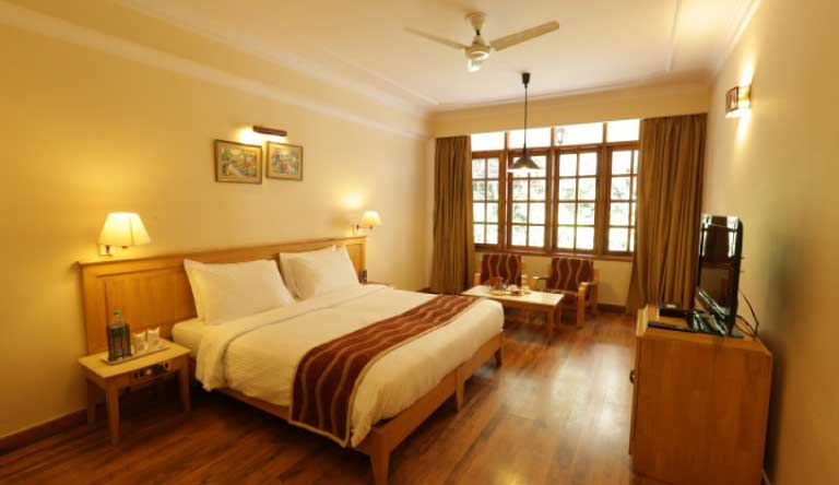 Willow-Banks-Deluxe4