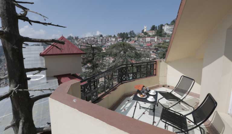 Willow-Banks-Premium3