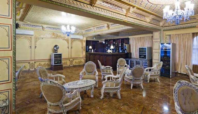 Chunda-Palace-Udaipur-Dinning2