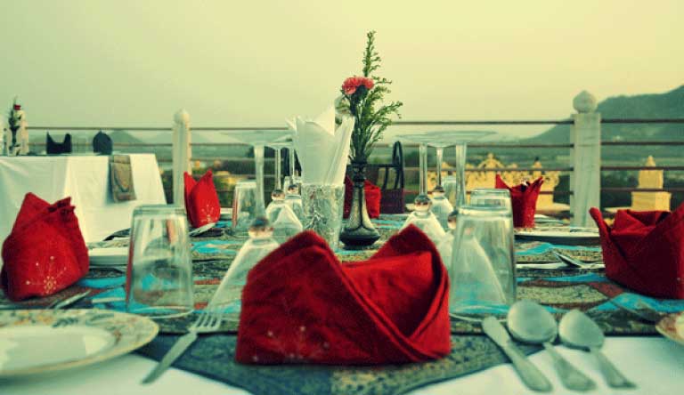 Chunda-Palace-Udaipur-Dinning3