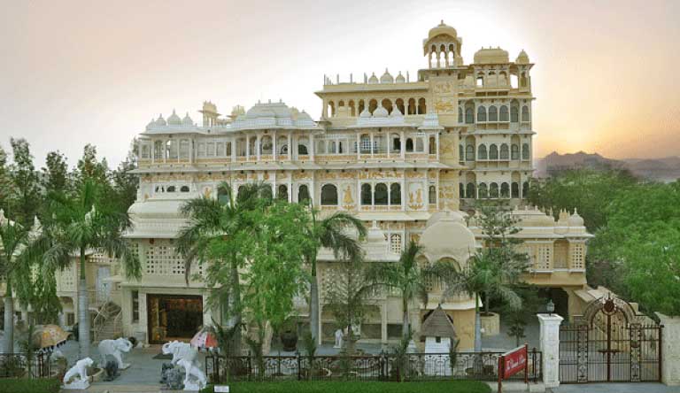 Chunda-Palace-Udaipur-Exterior-Front Chunda-Palace-Udaipur-Exterior-Front