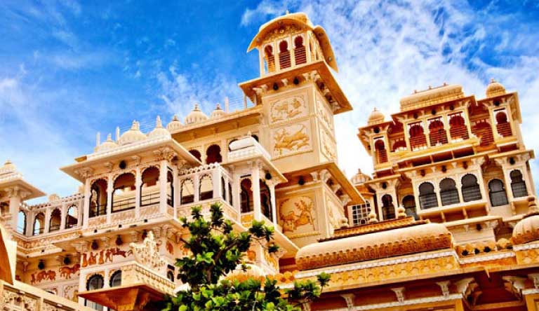 Chunda-Palace-Udaipur-Exterior