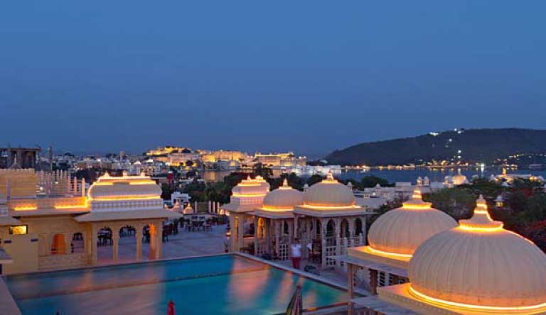 Chunda-Palace-Udaipur-Exterior5