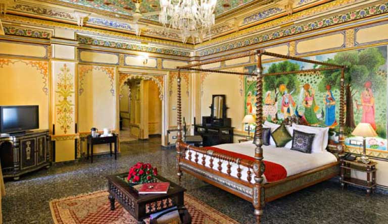 Chunda-Palace-Udaipur-Historic-Suite