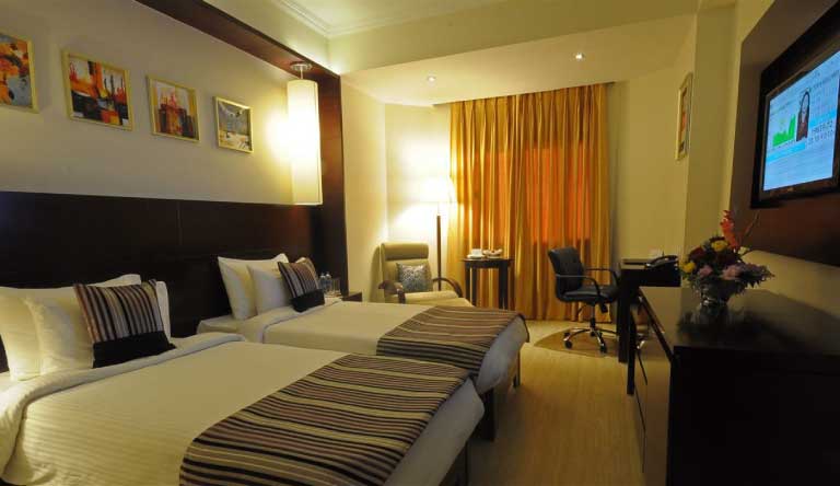 Golden-Tulip-Udaipur-Club-Room3